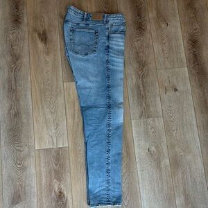 American Eagle Outfitters Men’s Light Blue Slim Jeans